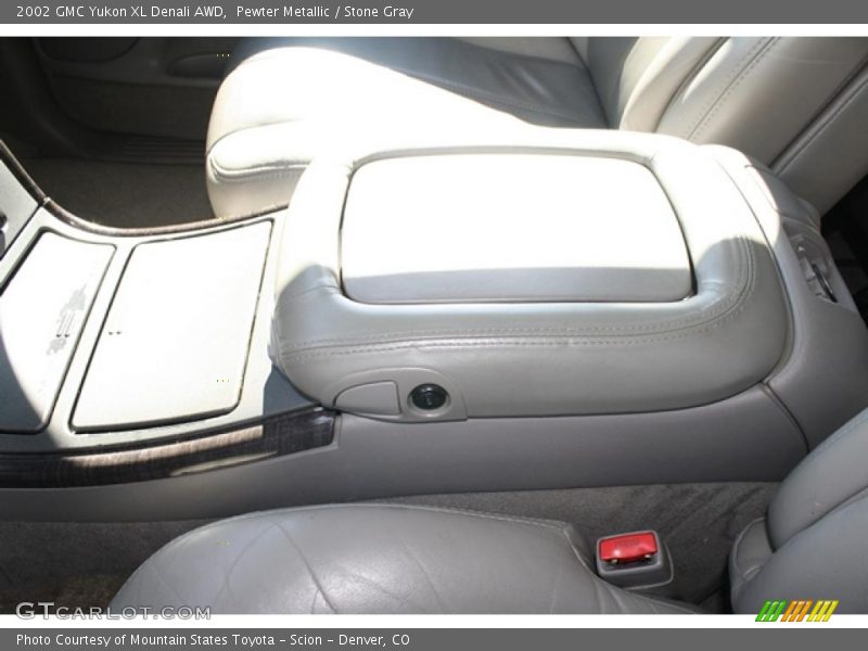 Pewter Metallic / Stone Gray 2002 GMC Yukon XL Denali AWD