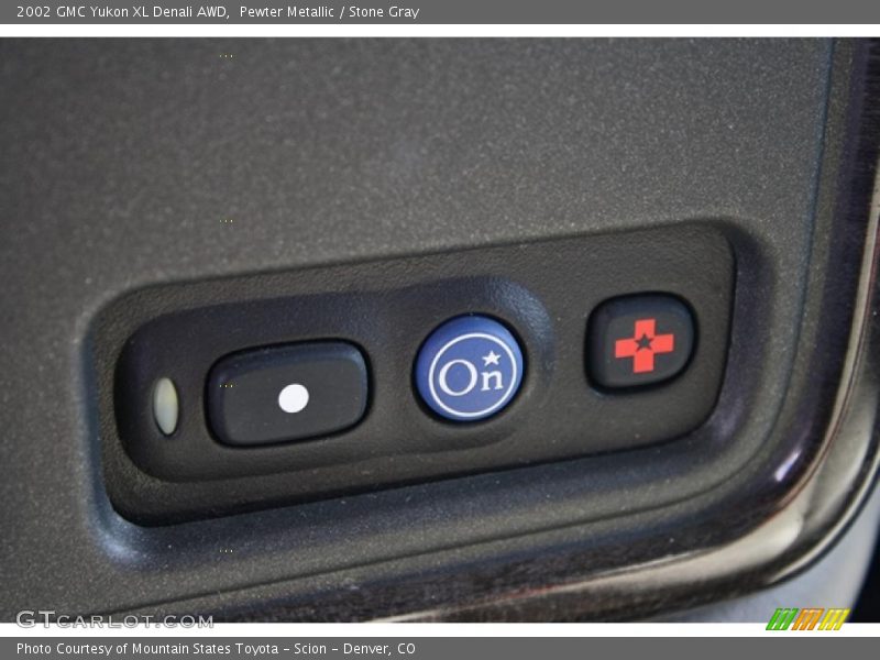 Controls of 2002 Yukon XL Denali AWD