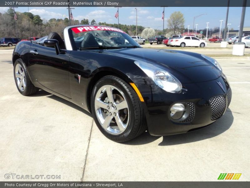 Front 3/4 View of 2007 Solstice GXP Roadster