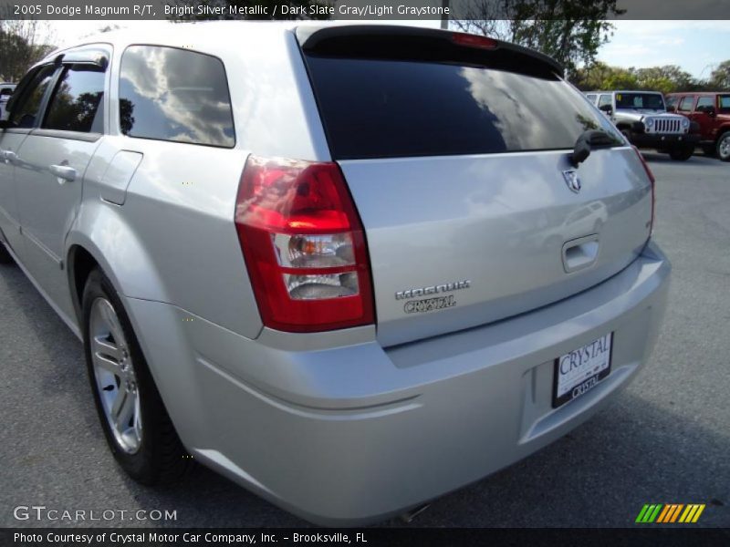 Bright Silver Metallic / Dark Slate Gray/Light Graystone 2005 Dodge Magnum R/T