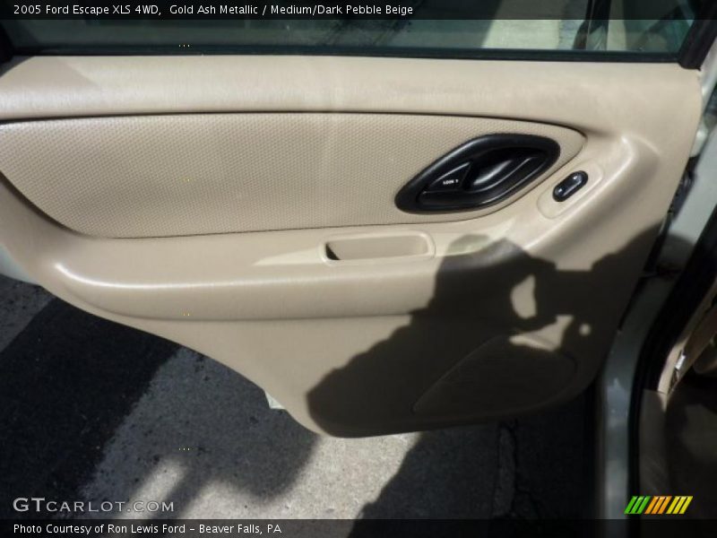 Gold Ash Metallic / Medium/Dark Pebble Beige 2005 Ford Escape XLS 4WD
