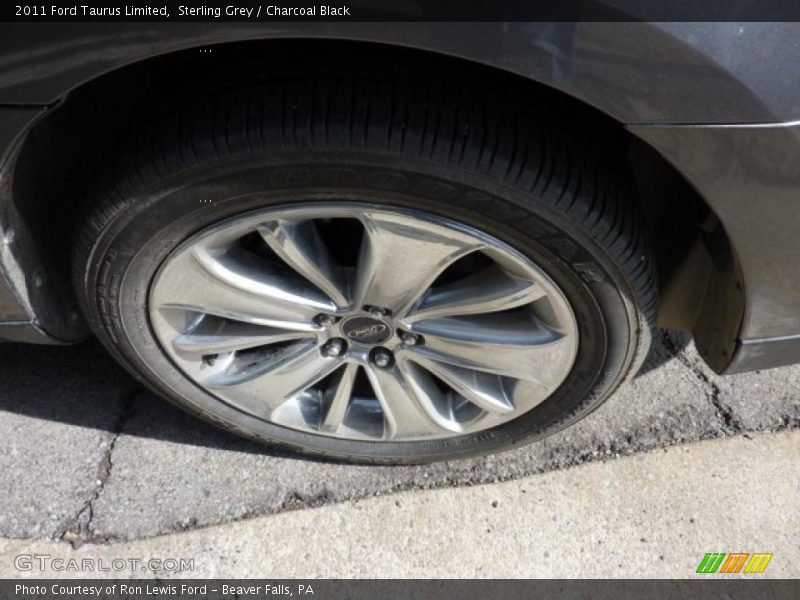 Sterling Grey / Charcoal Black 2011 Ford Taurus Limited