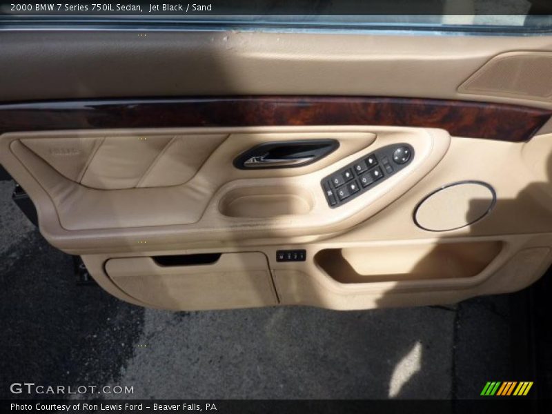 Jet Black / Sand 2000 BMW 7 Series 750iL Sedan