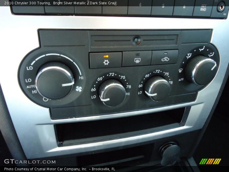 Bright Silver Metallic / Dark Slate Gray 2010 Chrysler 300 Touring