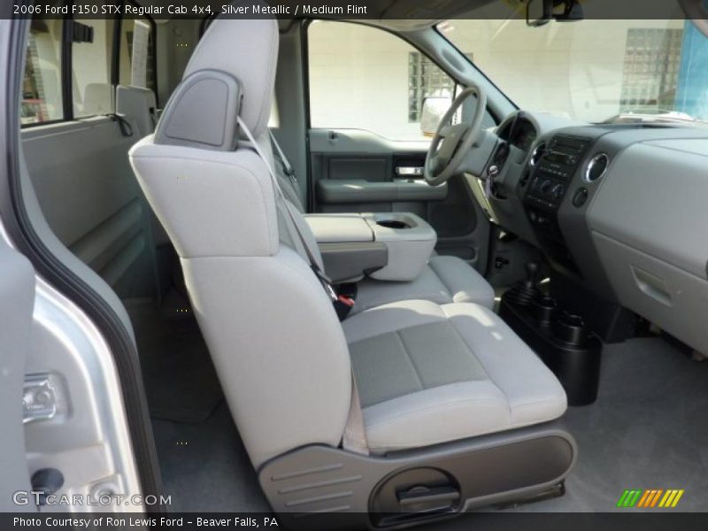 Silver Metallic / Medium Flint 2006 Ford F150 STX Regular Cab 4x4