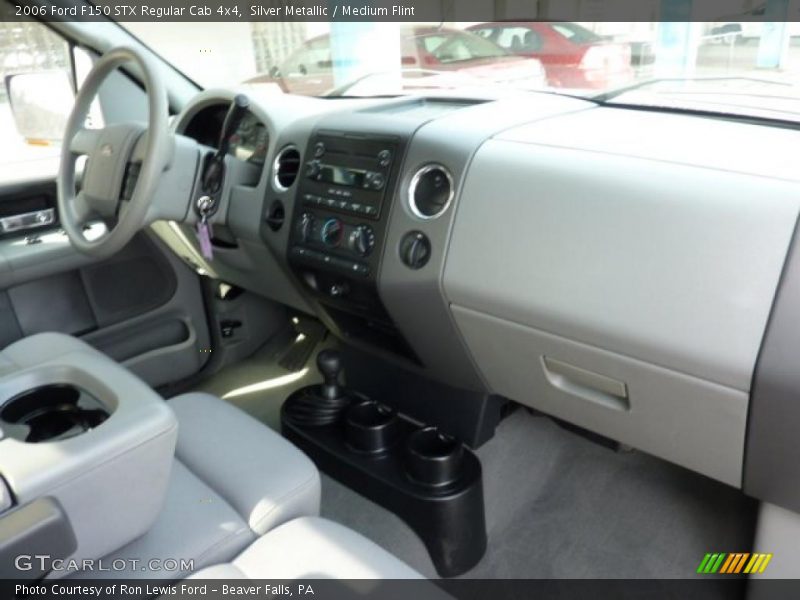 Silver Metallic / Medium Flint 2006 Ford F150 STX Regular Cab 4x4