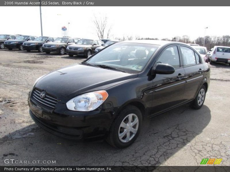 Ebony Black / Gray 2006 Hyundai Accent GLS Sedan