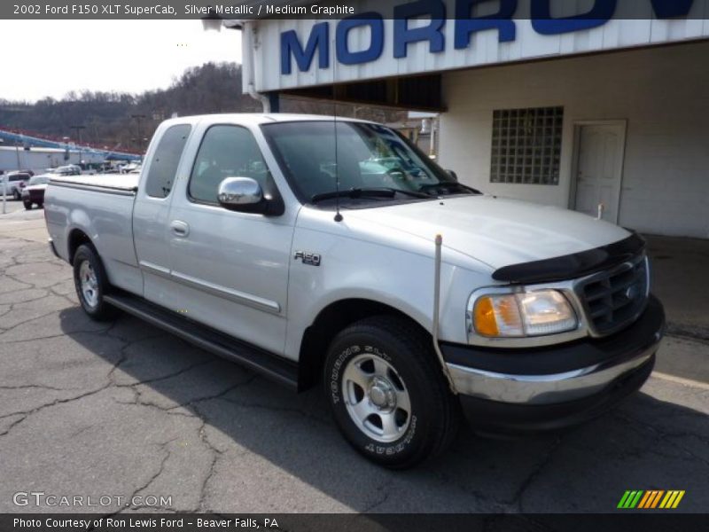 Silver Metallic / Medium Graphite 2002 Ford F150 XLT SuperCab