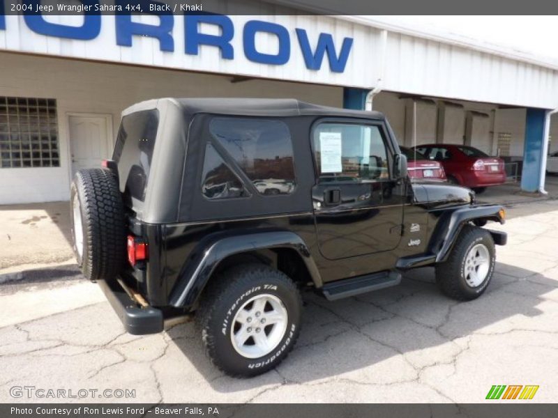 Black / Khaki 2004 Jeep Wrangler Sahara 4x4