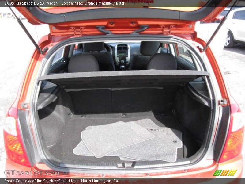  2009 Spectra 5 SX Wagon Trunk
