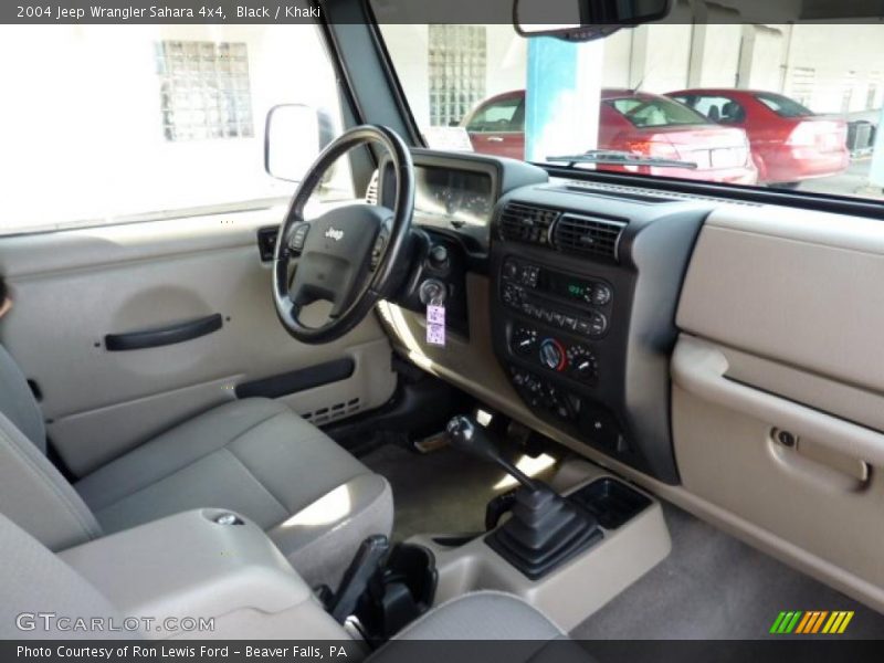  2004 Wrangler Sahara 4x4 Khaki Interior