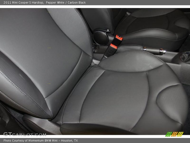 Pepper White / Carbon Black 2011 Mini Cooper S Hardtop
