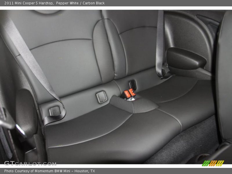 Pepper White / Carbon Black 2011 Mini Cooper S Hardtop