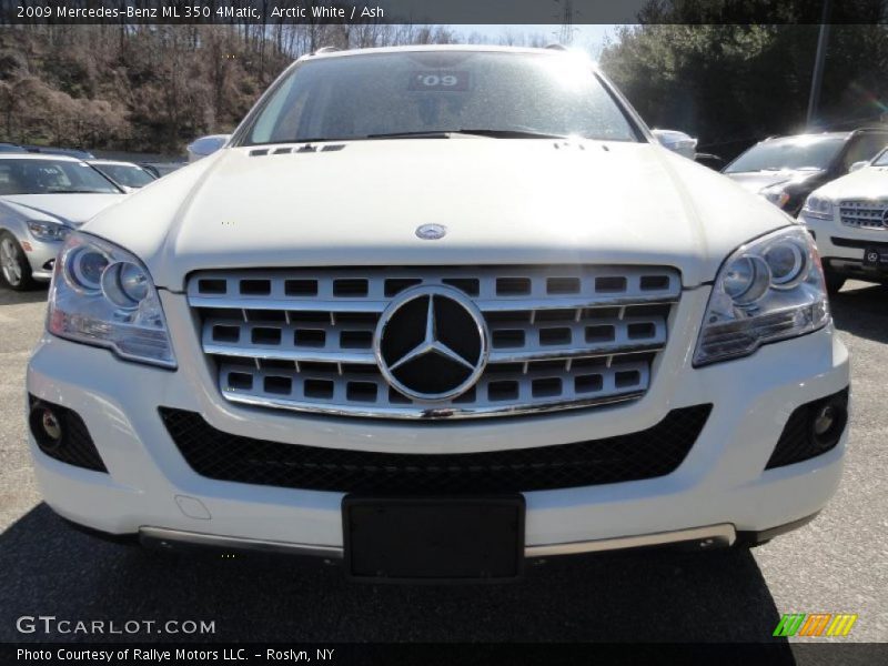 Arctic White / Ash 2009 Mercedes-Benz ML 350 4Matic