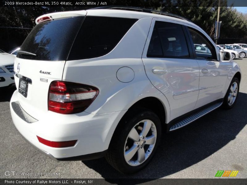 Arctic White / Ash 2009 Mercedes-Benz ML 350 4Matic