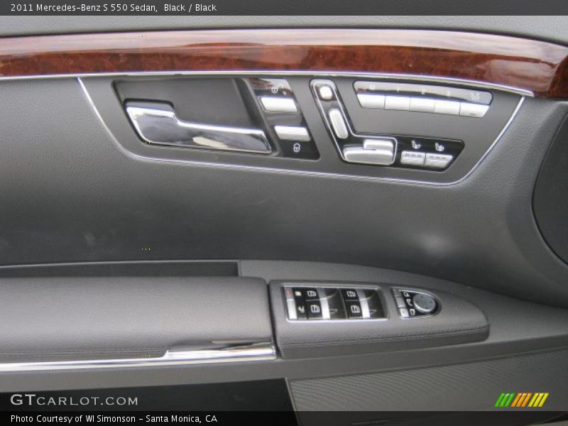 Black / Black 2011 Mercedes-Benz S 550 Sedan