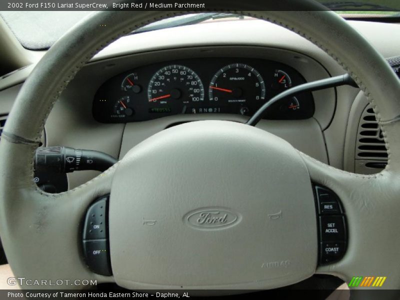 Bright Red / Medium Parchment 2002 Ford F150 Lariat SuperCrew