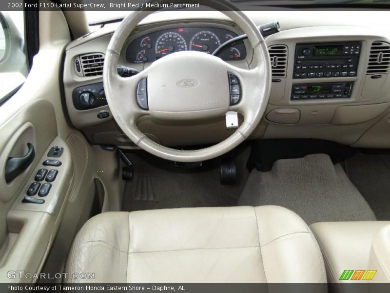 Bright Red / Medium Parchment 2002 Ford F150 Lariat SuperCrew