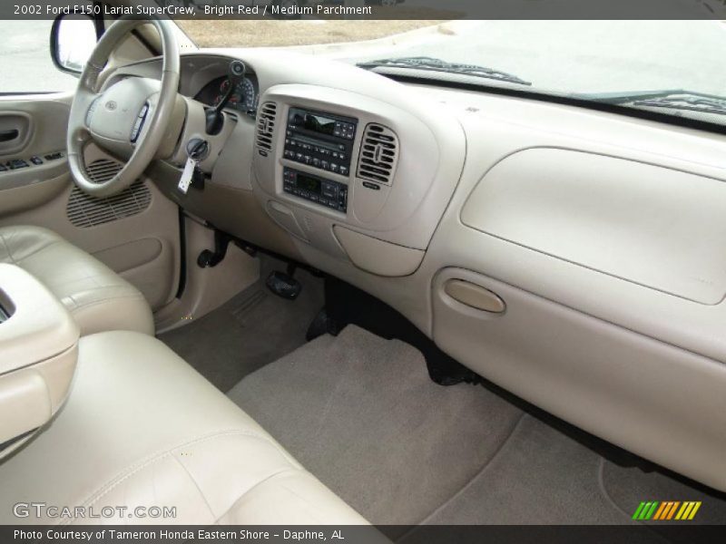 Bright Red / Medium Parchment 2002 Ford F150 Lariat SuperCrew