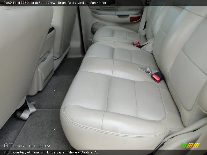 Bright Red / Medium Parchment 2002 Ford F150 Lariat SuperCrew