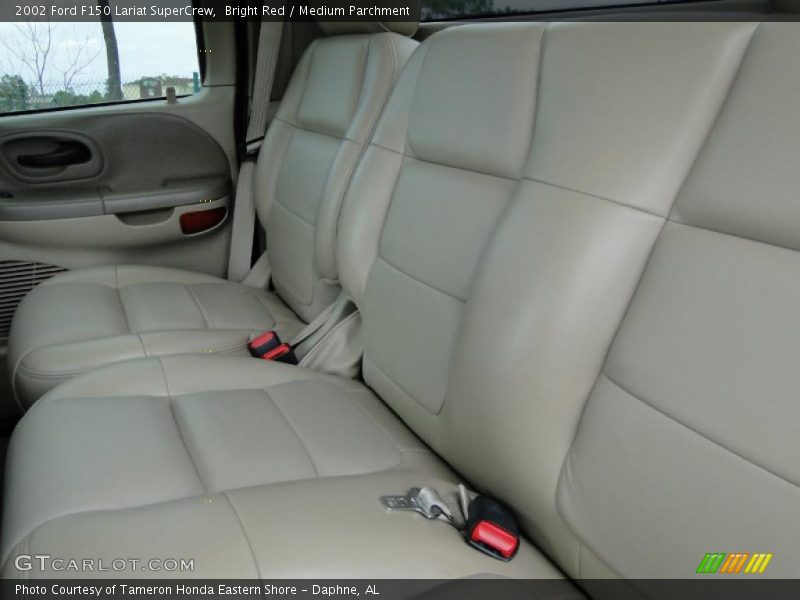 Bright Red / Medium Parchment 2002 Ford F150 Lariat SuperCrew