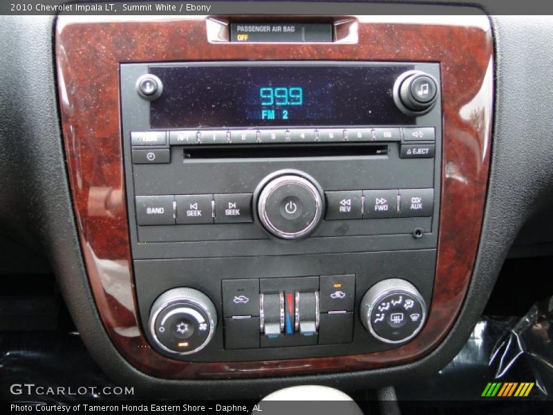 Summit White / Ebony 2010 Chevrolet Impala LT