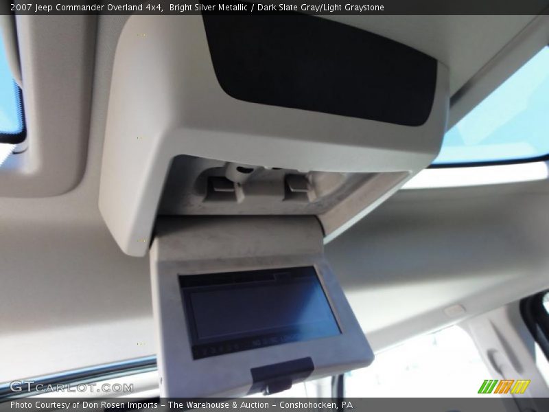 Bright Silver Metallic / Dark Slate Gray/Light Graystone 2007 Jeep Commander Overland 4x4