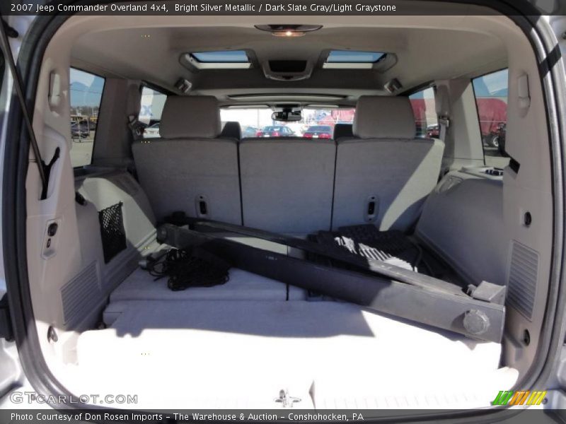Bright Silver Metallic / Dark Slate Gray/Light Graystone 2007 Jeep Commander Overland 4x4