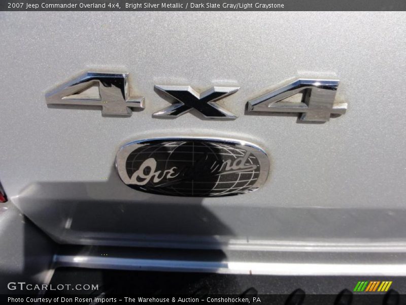 Bright Silver Metallic / Dark Slate Gray/Light Graystone 2007 Jeep Commander Overland 4x4