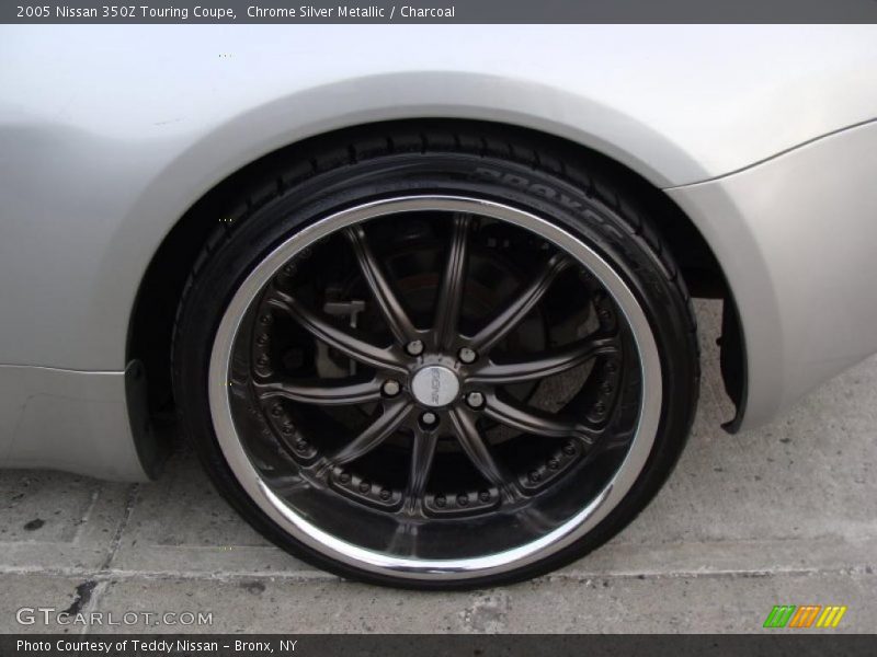 Custom Wheels of 2005 350Z Touring Coupe