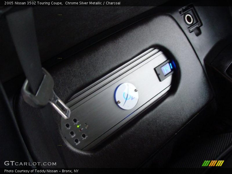 Chrome Silver Metallic / Charcoal 2005 Nissan 350Z Touring Coupe