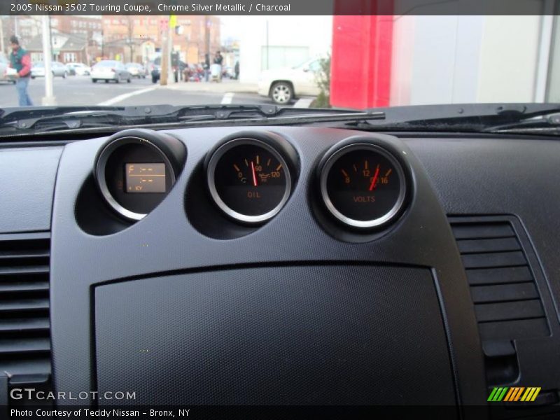Chrome Silver Metallic / Charcoal 2005 Nissan 350Z Touring Coupe