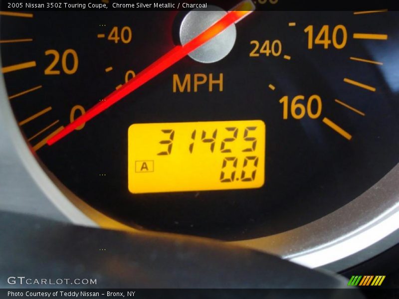 Chrome Silver Metallic / Charcoal 2005 Nissan 350Z Touring Coupe