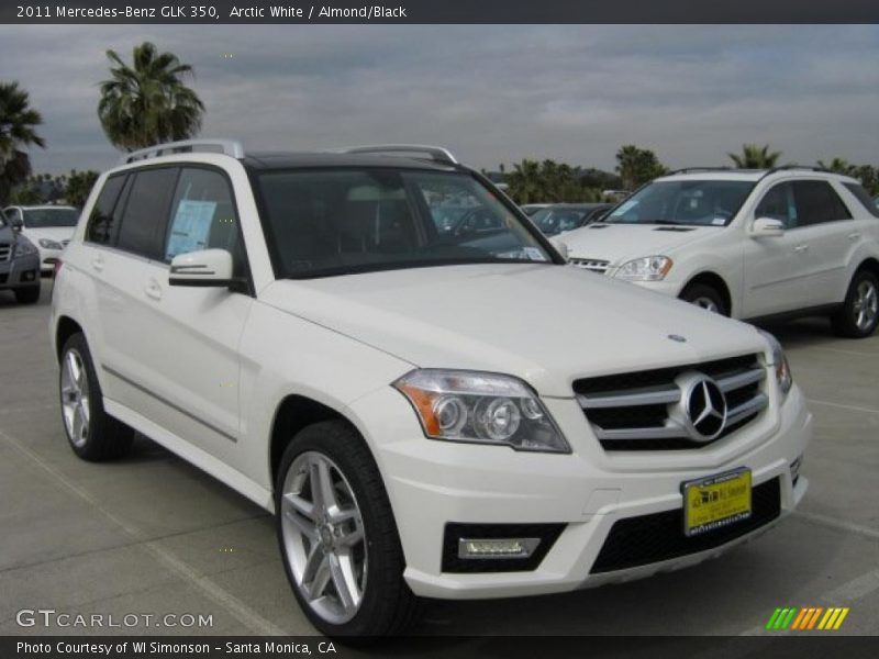 Arctic White / Almond/Black 2011 Mercedes-Benz GLK 350