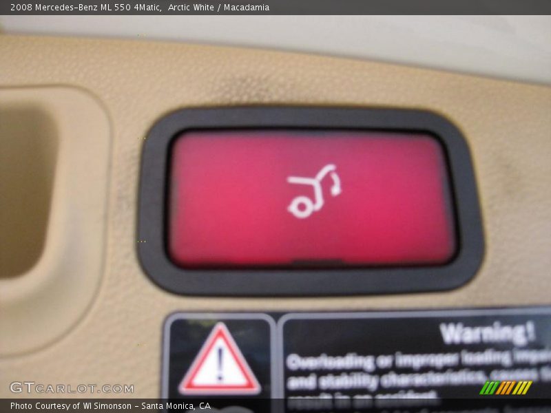 Arctic White / Macadamia 2008 Mercedes-Benz ML 550 4Matic