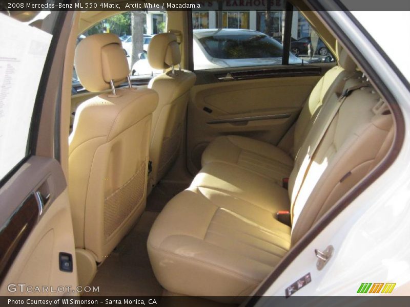 Arctic White / Macadamia 2008 Mercedes-Benz ML 550 4Matic