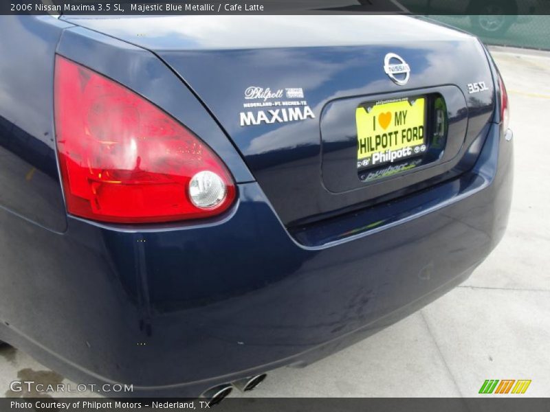Majestic Blue Metallic / Cafe Latte 2006 Nissan Maxima 3.5 SL