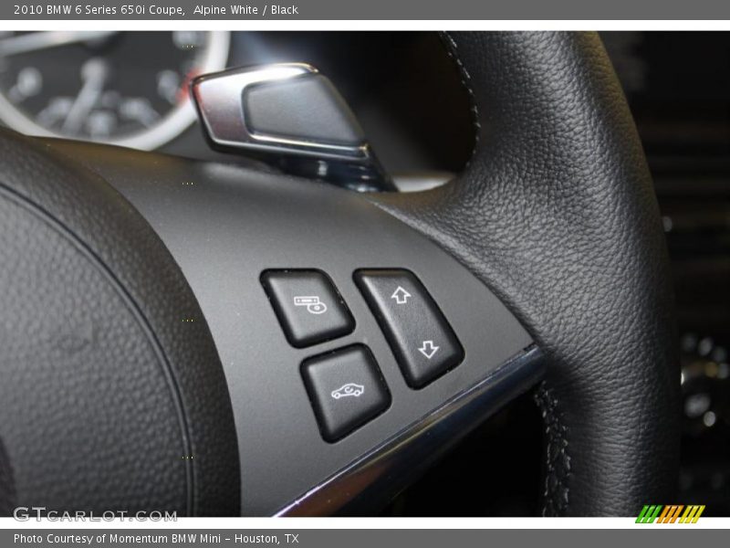 Controls of 2010 6 Series 650i Coupe