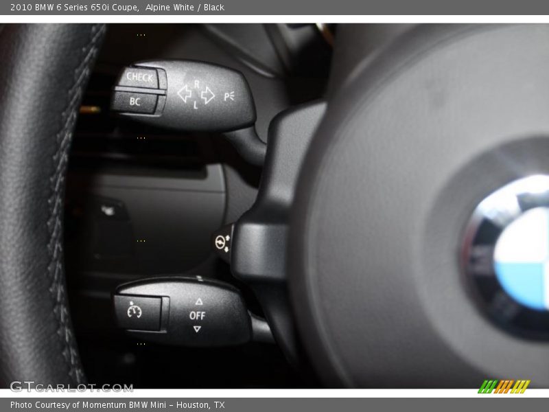 Controls of 2010 6 Series 650i Coupe