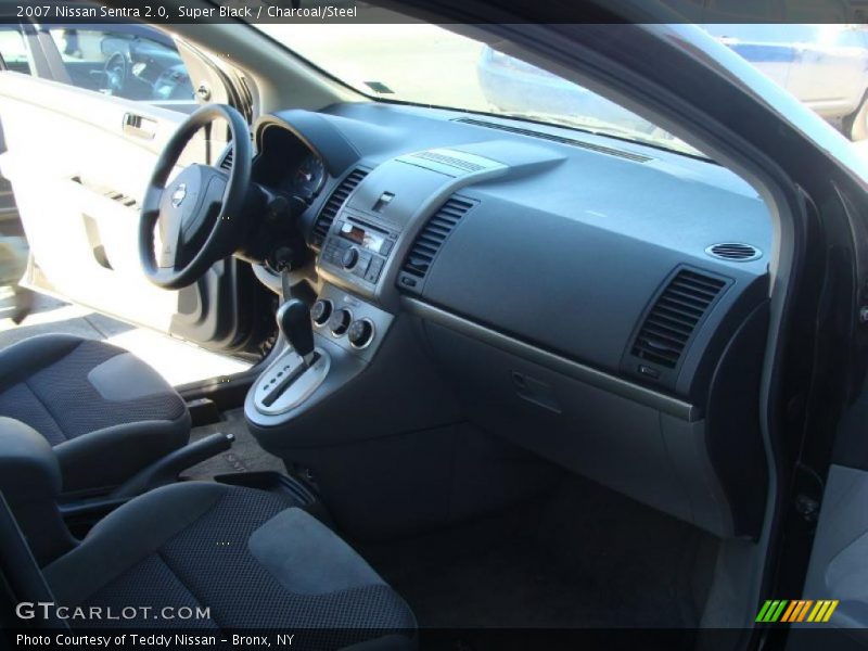 Super Black / Charcoal/Steel 2007 Nissan Sentra 2.0