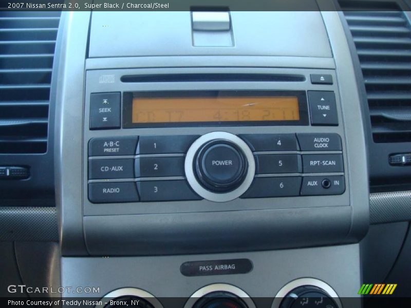Super Black / Charcoal/Steel 2007 Nissan Sentra 2.0