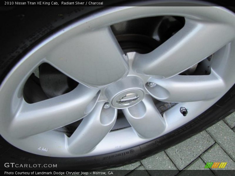 Radiant Silver / Charcoal 2010 Nissan Titan XE King Cab