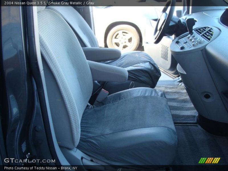 Smoke Gray Metallic / Gray 2004 Nissan Quest 3.5 S
