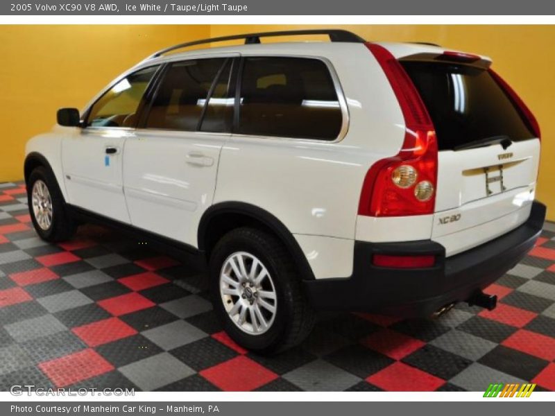 Ice White / Taupe/Light Taupe 2005 Volvo XC90 V8 AWD