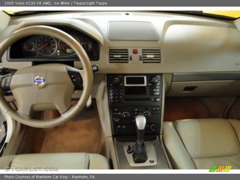 Ice White / Taupe/Light Taupe 2005 Volvo XC90 V8 AWD