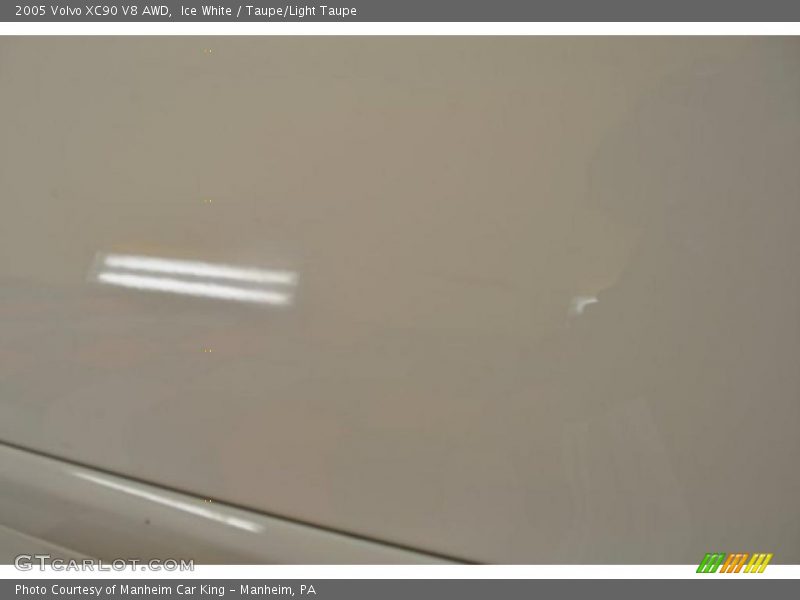 Ice White / Taupe/Light Taupe 2005 Volvo XC90 V8 AWD