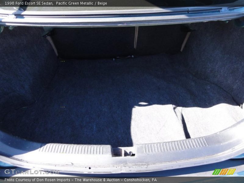 Pacific Green Metallic / Beige 1998 Ford Escort SE Sedan