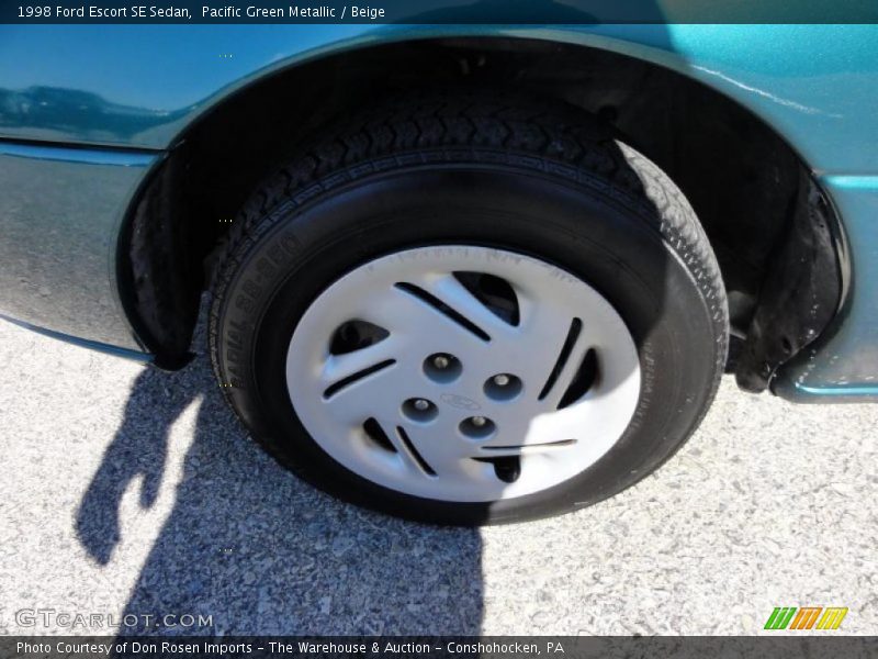 Pacific Green Metallic / Beige 1998 Ford Escort SE Sedan