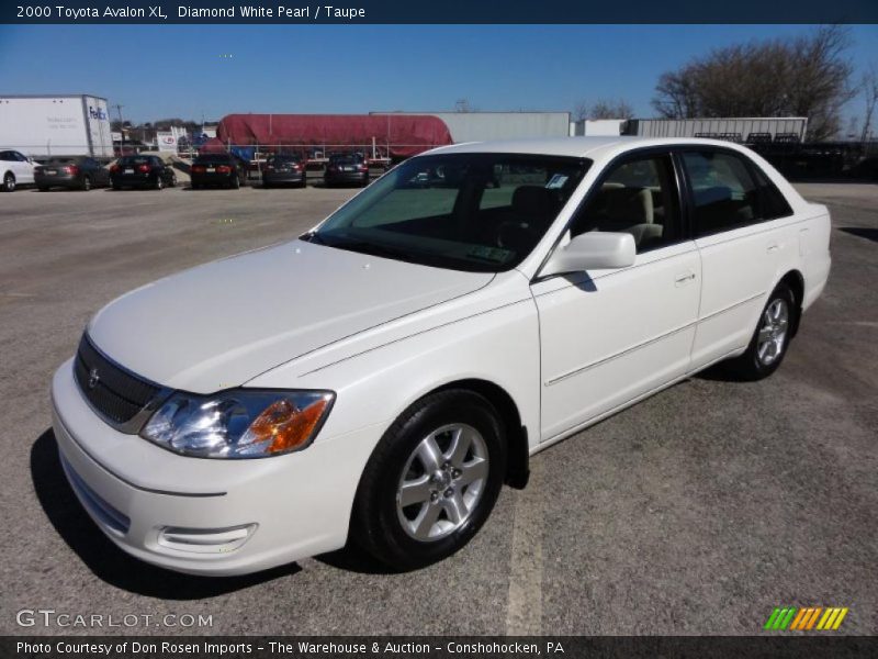 Diamond White Pearl / Taupe 2000 Toyota Avalon XL