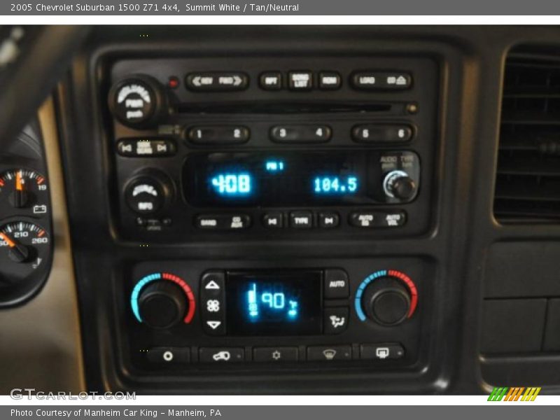 Summit White / Tan/Neutral 2005 Chevrolet Suburban 1500 Z71 4x4